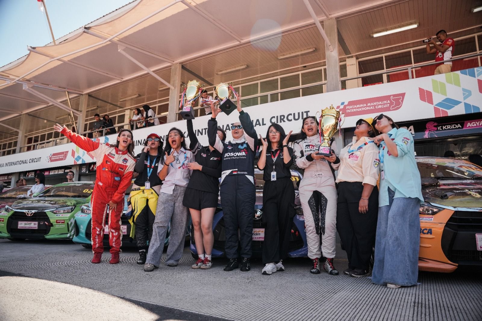 Pembalap Wanita Indonesia Unjuk Gigi di Mandalika Kartini Race 2026